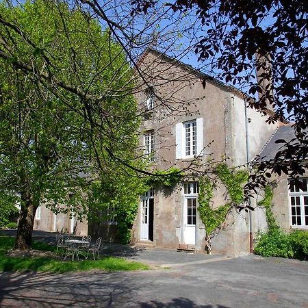 Bed and Breakfast La Bonne Ecole à Les Landes-Genusson Extérieur photo