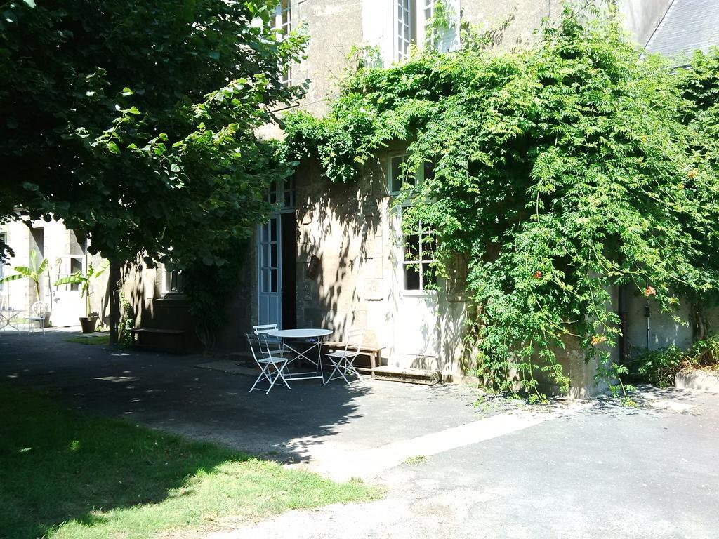 Bed and Breakfast La Bonne Ecole à Les Landes-Genusson Extérieur photo